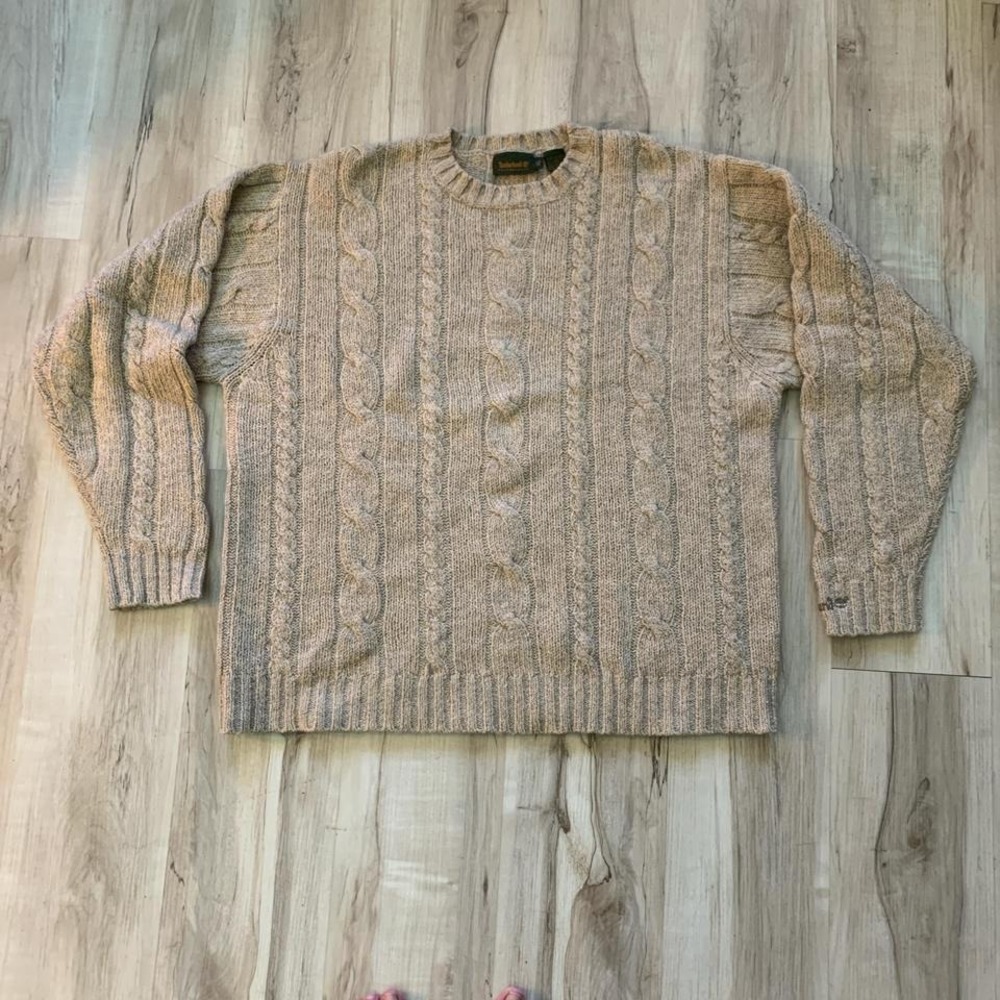 Timberland cream, cable knit chunly sweater with a relaxed fit